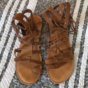 American Eagle Sandals sz 9